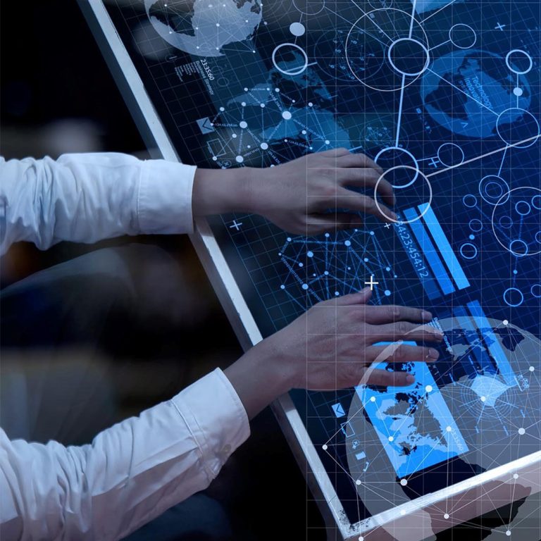 Studiu Accenture: Inteligența artificială este principala prioritate digitală a directorilor executivi în ceea ce privește reziliența operațională