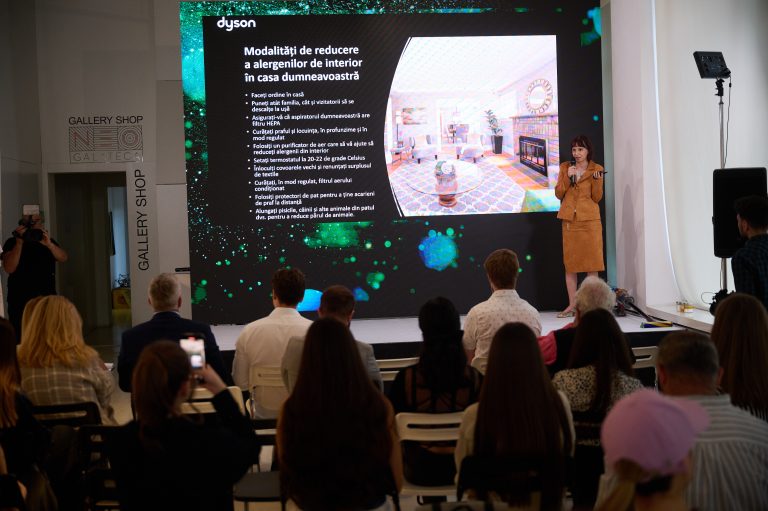 Rutina curățeniei în locuință, în scădere în 2022 pe plan mondial