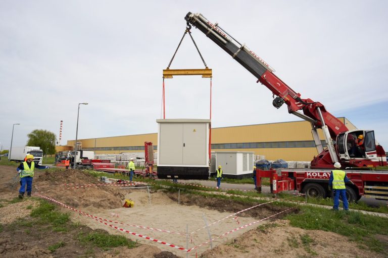 Saint-Gobain și Engie Romania anunță demararea lucrărilor de construire a celui mai mare parc fotovoltaic on-site din România