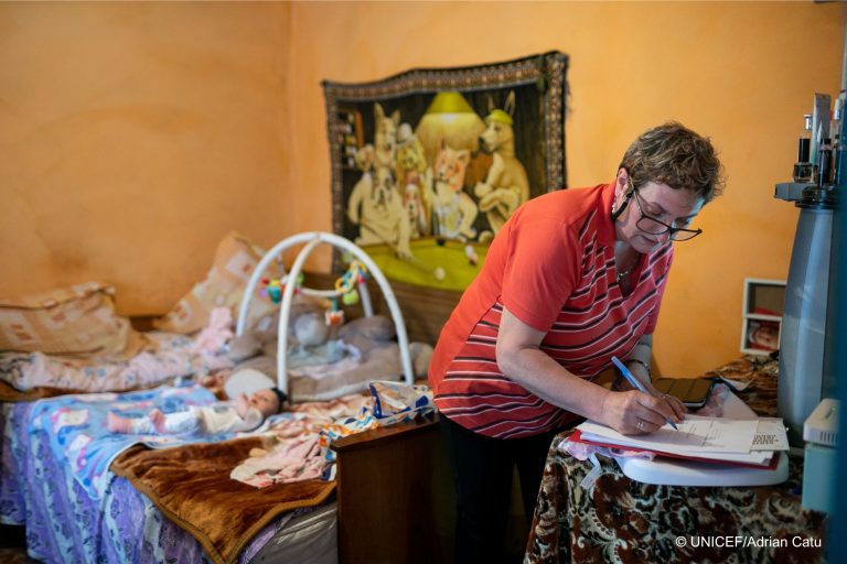 Criză accentuată a forței de muncă în domeniul asistenței sociale