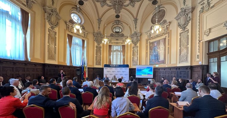 Diplomați cu sarcini economice și comerciale, în dialog cu oameni de afaceri