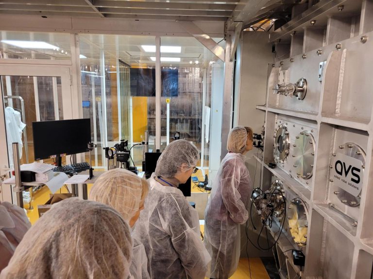 Școală de vară de știință și tehnologie la Măgurele 