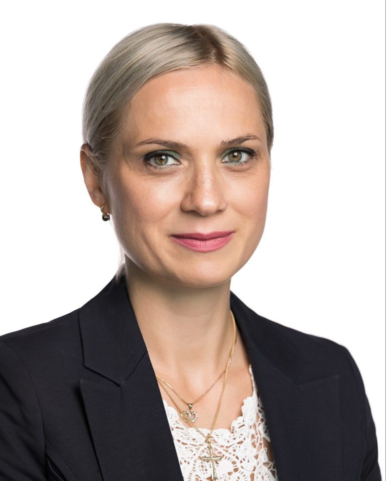 Metropolitan Life o numește pe Adina Murariu în funcția de Director de Operațiuni al companiei de asigurări de viață, în România