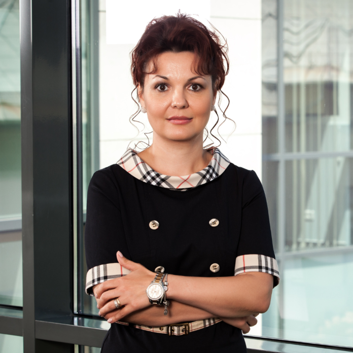 Simona Pavelescu CEO htss