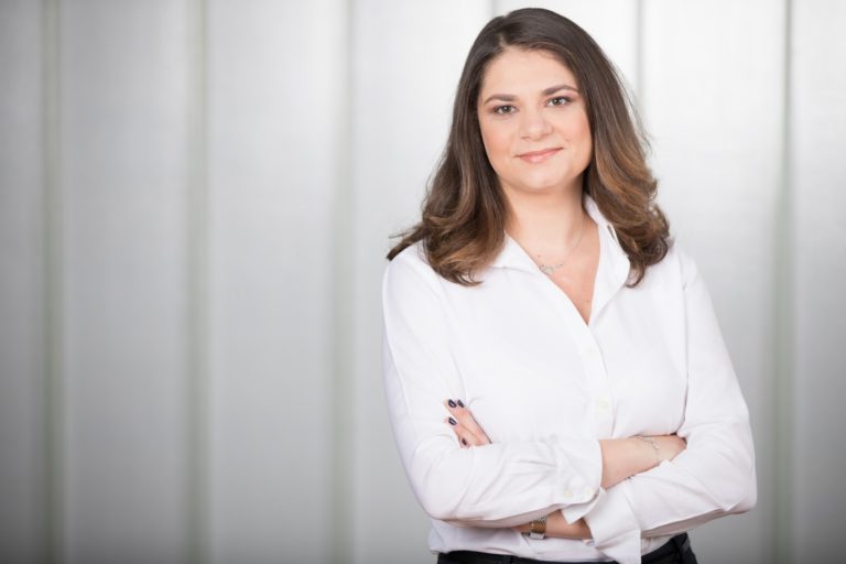 Studiu EY: Angajaţii au un sentiment de apartenență la locul de muncă, însă majoritatea nu se simt confortabil să împărtășească anumite aspecte ale identității lor