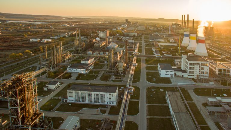 Chimcomplex înregistrează rezultate solide în prima jumătate a anului 2023, în ciuda contextului economic dificil