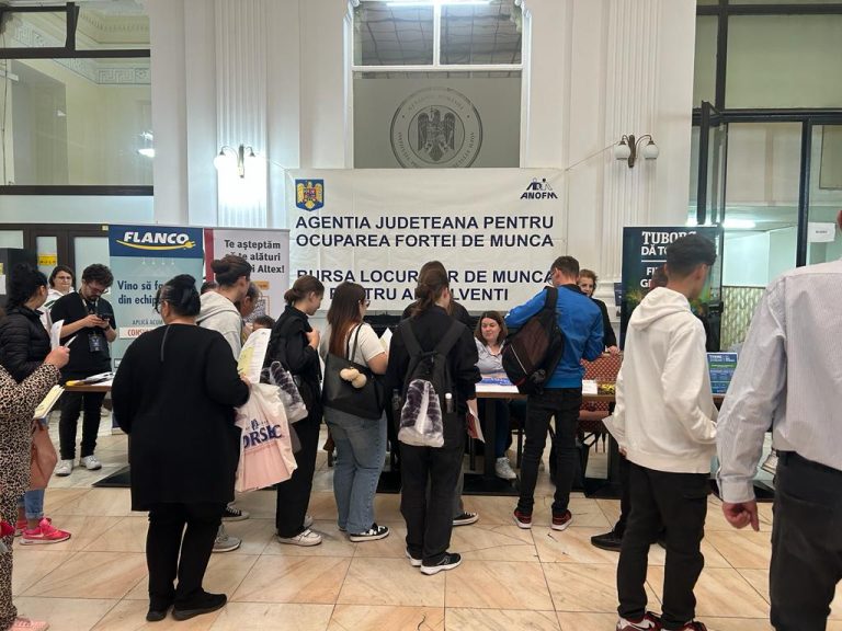 Locuri de muncă într-o cuprinzătoare ofertă pentru absolvenți