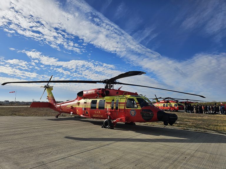 PZL Mielec livrează României primele elicoptere Sikorsky S-70 Black Hawk 