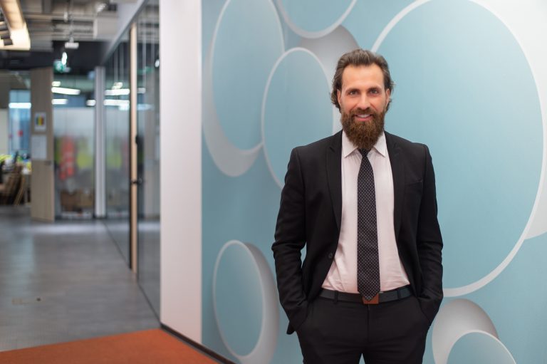 tbi bank a încheiat un parteneriat cu Transilvania Broker pentru a facilita românilor plata în rate a produselor de asigurare, inclusiv cele RCA