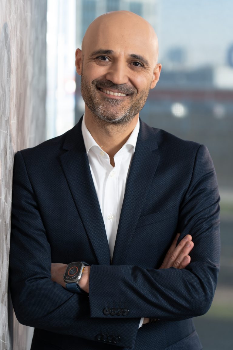 Cătălin Munteanu se alătură echipei BCR ca Director Executiv al Diviziei Produse și Segmente Retail 