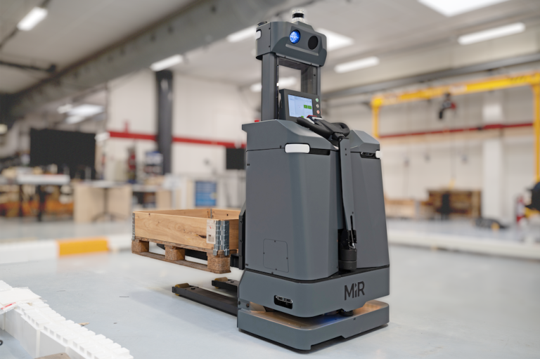 MiR lansează MiR1200 Pallet Jack și folosește Inteligența Artificială pentru a schimba fundamental modul de manipulare a paleților
