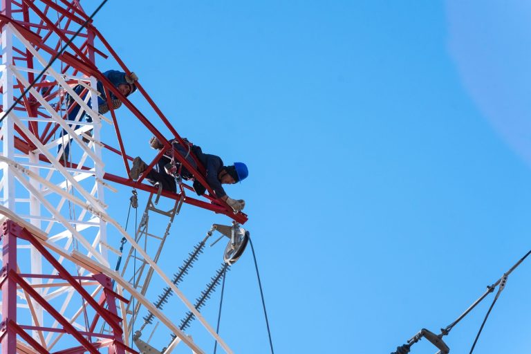 Rețele Electrice Dobrogea a finalizat modernizarea unor linii de înaltă tensiune și a unor stații de transformare printr-un proiect de aproximativ 11 milioane de lei cofinanțat prin POIM 2014-2020