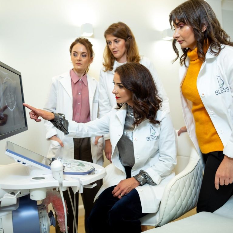 Centru medical multidisciplinar pentru monitorizarea sarcinii și pentru naștere