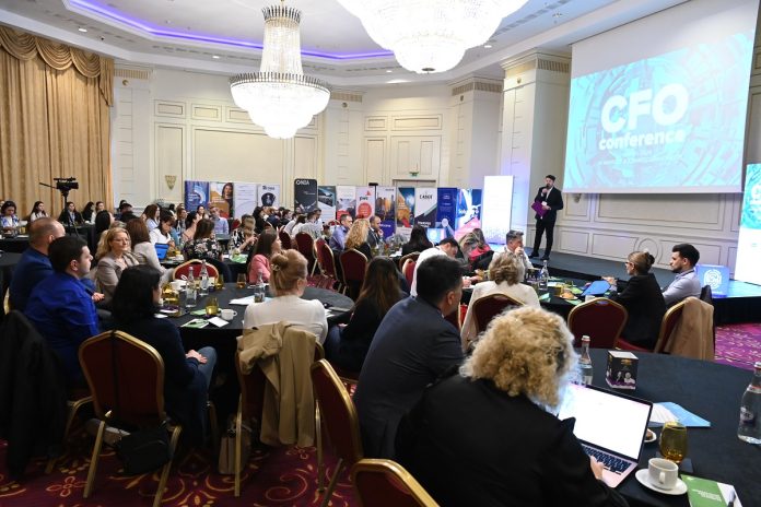 Concluziile-celor-28-de-profesionisti-invitati-la-editia-de-la-Bucuresti-a-„CFO-Conference