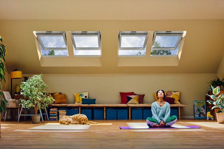 VELUX România demonstrează că ferestrele de mansardă cresc de trei ori izolarea termică a locuinței 