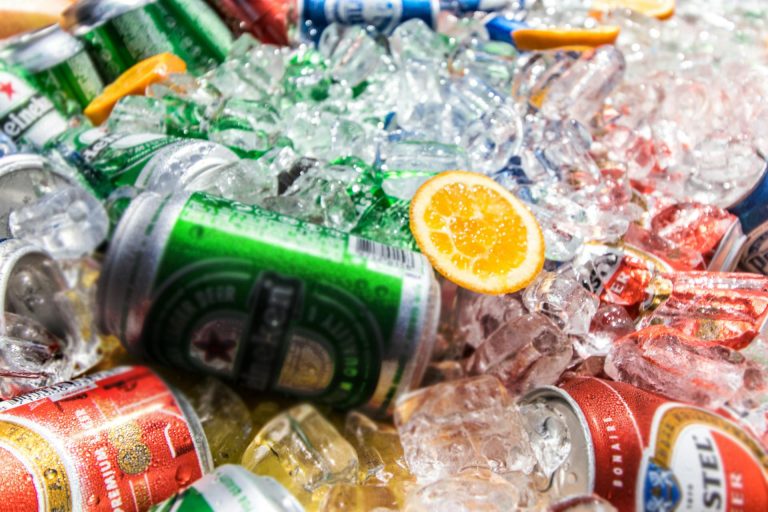 ANALIZĂ XTB, Radu Puiu: Producătorii de bere și de înghețată, dezamăgiți de vânzările din lunile de vară. De ce încălzirea globală nu ajută nici industria produselor răcoritoare?