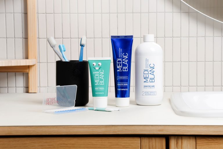 Lansarea brandului de produse profesionale pentru îngrijirea orală Mediblanc în România