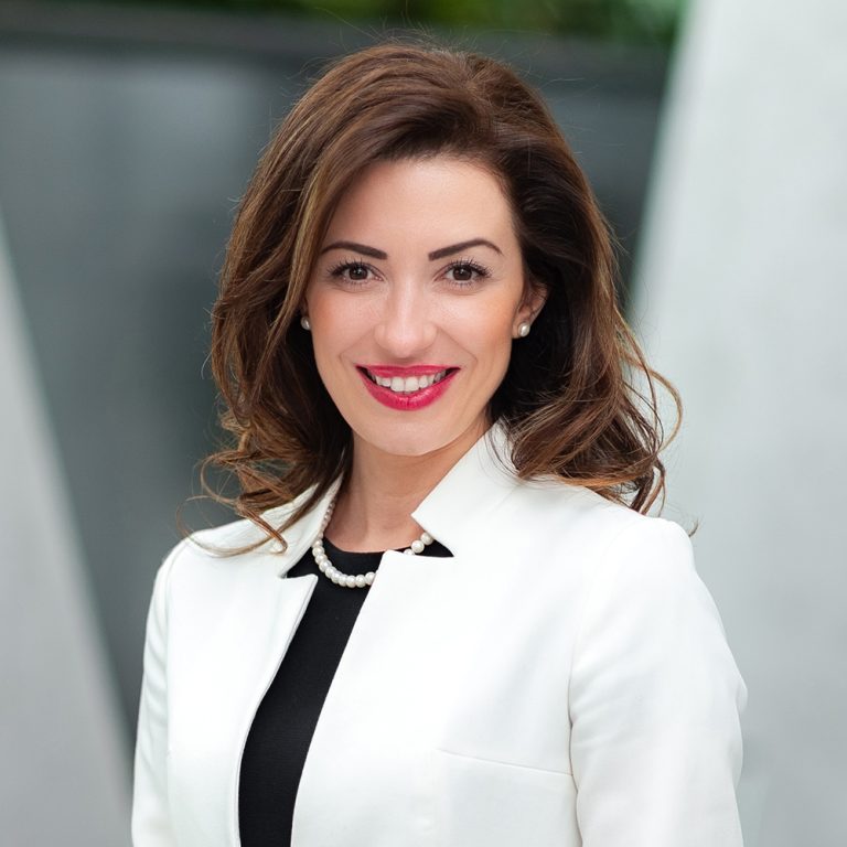 Asistență din partea NNDKP în achiziția de către CTP a portofoliului logistic deținut de Globalworth 