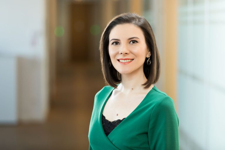 „Ce e ieftin, se plătește scump” – România, în top trei al țărilor cu cele mai scumpe țigarete, raportat la puterea de cumpărare 