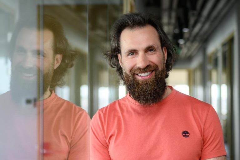 tbi bank și brokerul Pint.ro fac parteneriat pentru a oferi românilor asigurări, inclusiv RCA, cu plata în rate fără dobândă