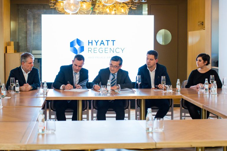 Acord de franciză semnat de Aro Palace pentru primul hotel Hyatt din România