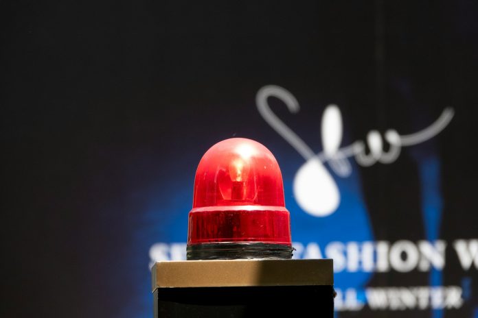 alarma sistem, danger ___paran-koo-N6oKiPTrk88-unsplash