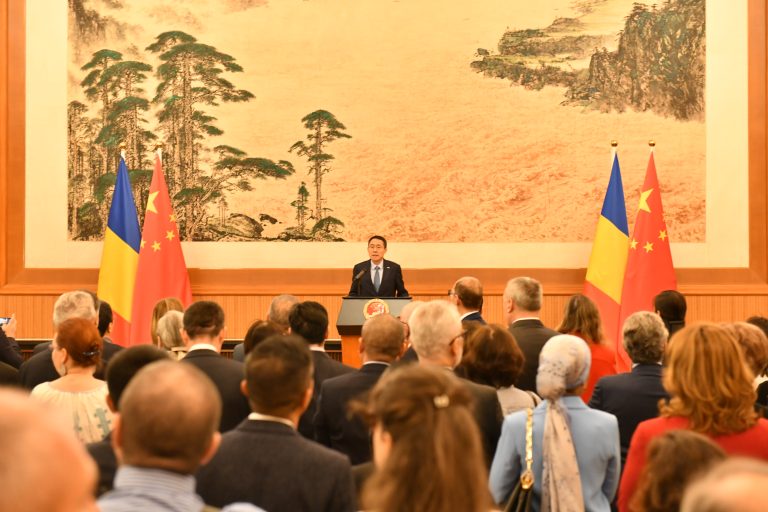 Discursul domnului Ambasador Han Chunlin la Recepția de Rămas-Bun 