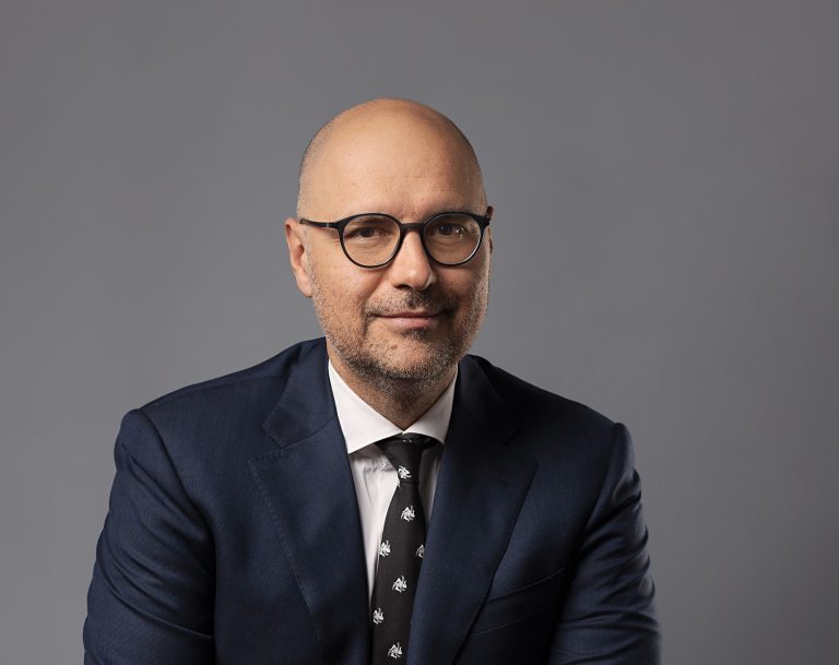 PwC: Investitorii par optimiști în privința economiei globale în 2025 și pun accent pe abilitatea companiilor de a depăși crizele în decizia de investiții 