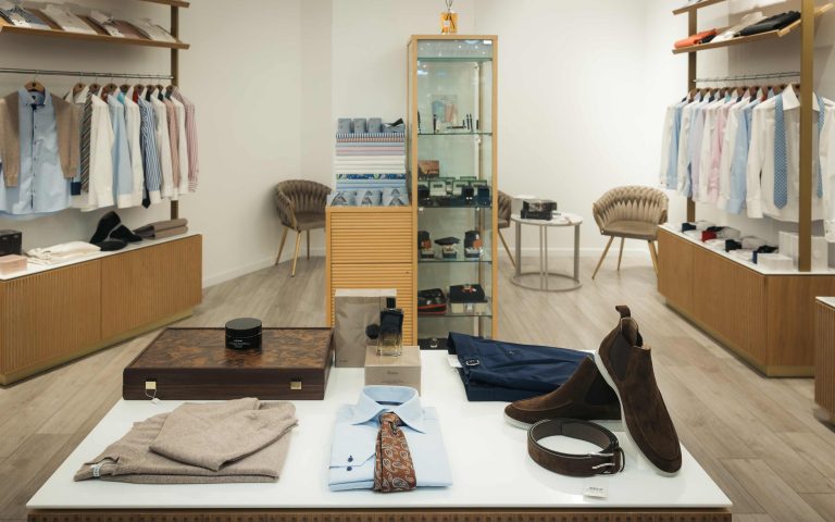 Promenada Mall, gazda primului magazin fizic Merer