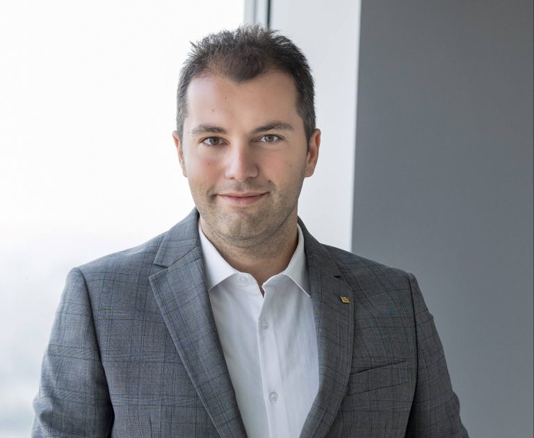 Lipsa de abilități și legislație împiedică adoptarea extinsă a GenAI de serviciile financiare din Europa