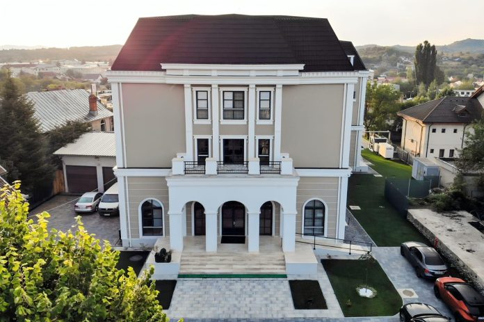 hotel-imperial-campulung-exterior-1