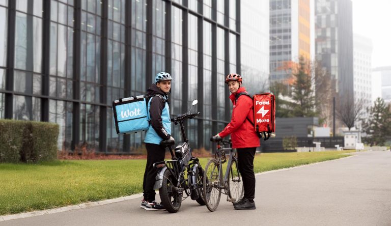 Wolt a achiziționat platforma locală de livrare rapidă Tazz