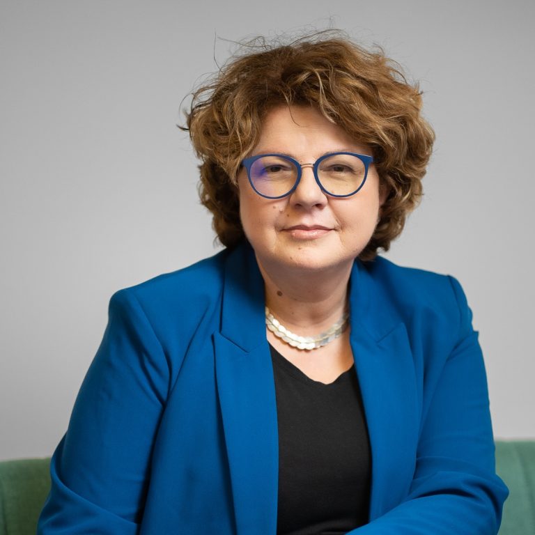 Studiul de industrie ANIS: IT&C devine liderul exporturilor de servicii și depășește pragurile din anul anterior la contribuția la PIB, taxe și valoare adăugată