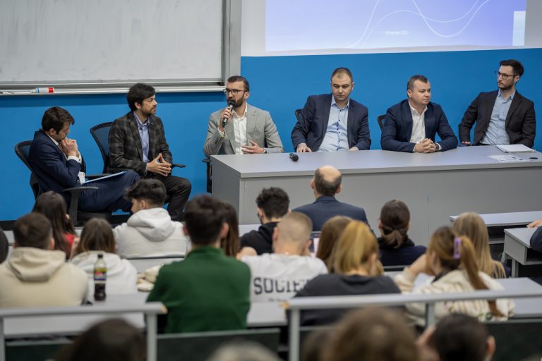 Industria de asset management din România a crescut cu 30% în 2024 și este foarte aproape de borna istorică de un milion de investitori