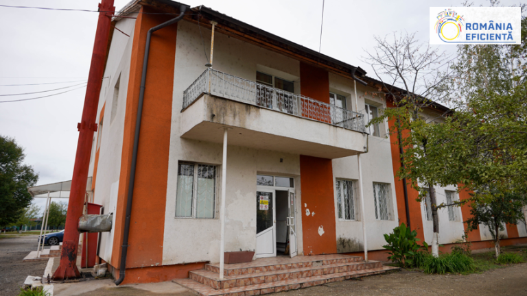 Renovarea la standard nZEB a internatului Liceului Tehnologic Tudor Vladimirescu din Șimian este în plină desfășurare
