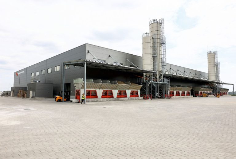 SYMMETRICA finalizează în această vară fabrica de 50 de mil. euro de lângă București