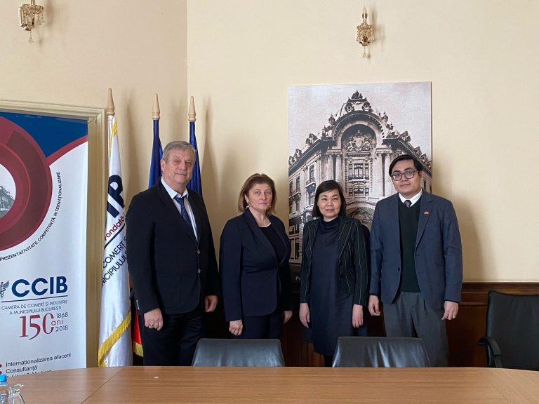Vizită din partea Ambasadei Vietnamului la Palatul Camerei de Comerţ si Industrie Bucureşti 