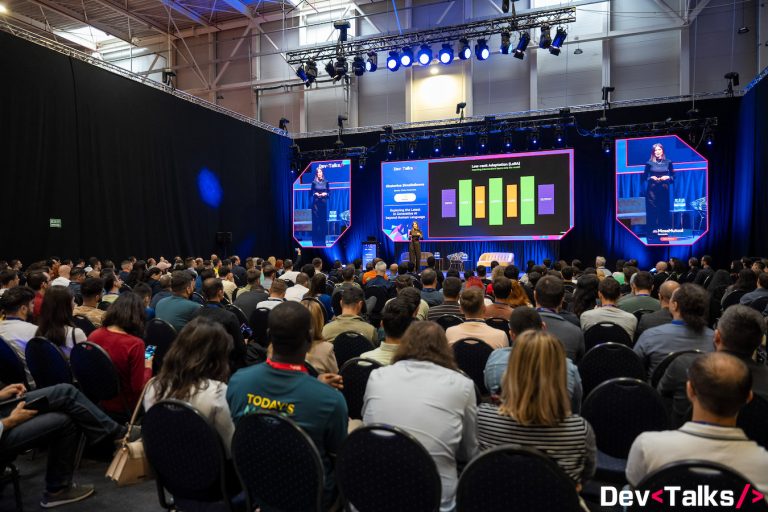 DevTalks 2025 transformă Bucureștiul în epicentrul tehnologiei din Europa de Sud-Est: 7.000+ participanți, 150+ speakeri și giganți globali precum OpenAI, Microsoft și GitHub
