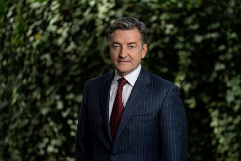 Adrem atrage 18 milioane de euro de la ING și BRD pentru dezvoltare și refinanțarea anticipată a obligațiunilor CVI