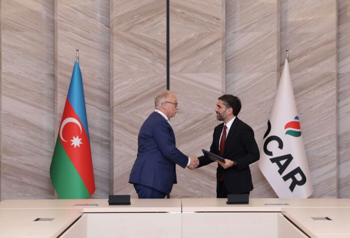 Zsolt Hernádi and Rovshan Najaf_2©MOL, SOCCAR