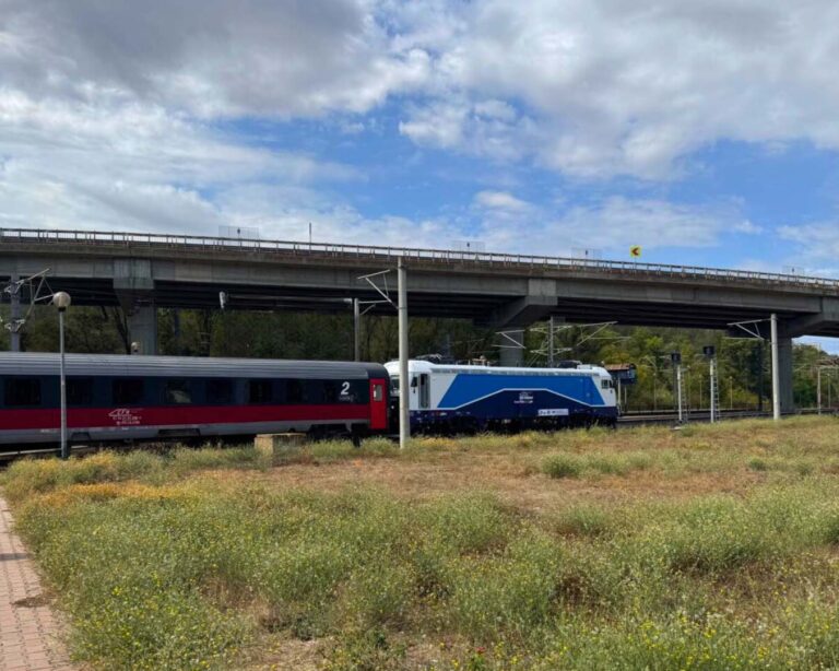 Probă de performanță efectuată de locomotiva electrică ELASMO 005, modernizată de RELOC Craiova 