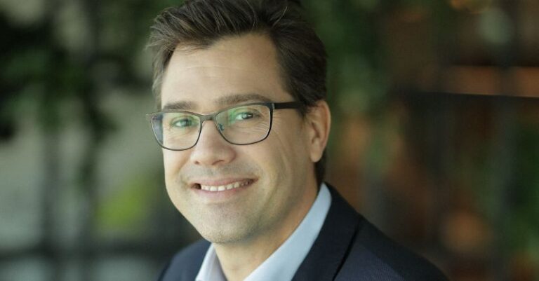 Utilizatorii care își transferă criptoactivele pe eToro vor primi 1% înapoi în acțiuni 