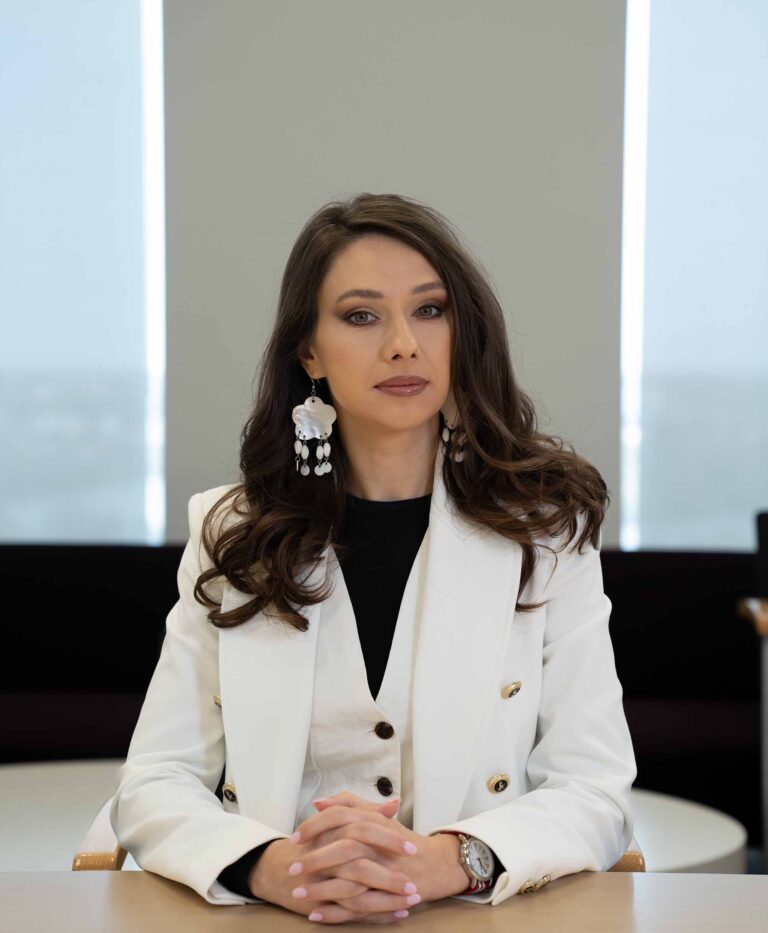 Wizrom Software obține integrarea cu sistemul REGES Online: companiile pot scăpa de efortul raportării manuale cu ajutorul WizOne HR