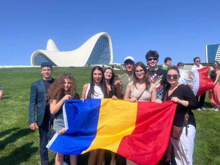 20 de medalii și mențiuni obținute de elevii români la cele mai mari competiții internaționale de economie din 2025 