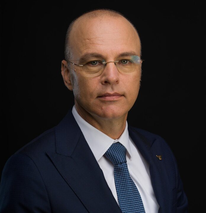 AdrianMihai_CEO_cofondator FANCourier_resize