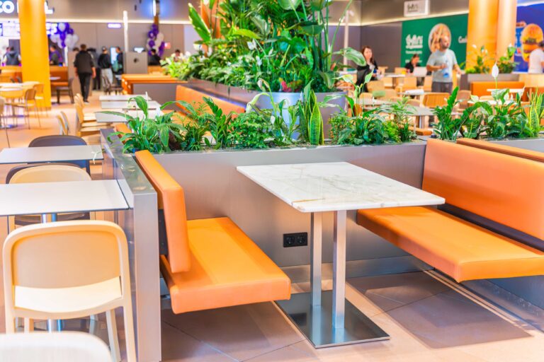 Promenada Mall finalizează prima etapă de modernizare a zonei de foodcourt, cu deschiderea a opt restaurante noi