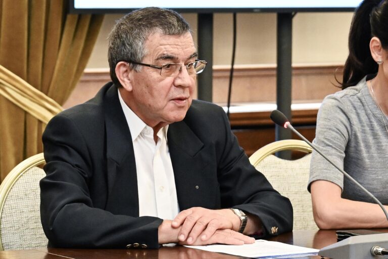 Dr. ec. Constantin Boștină, președintele ASPES:  „Restructurarea și reconstrucția economiei naționale românești într-o lume în schimbare” Dr. ec. Constantin Boștină, președintele ASPES:  „Restructurarea și reconstrucția economiei naționale românești într-o lume în schimbare”