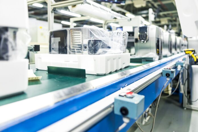 Schneider Electric Romania a modernizat si securizat instalatia electrica a fabricii DeLonghi de la Jucu