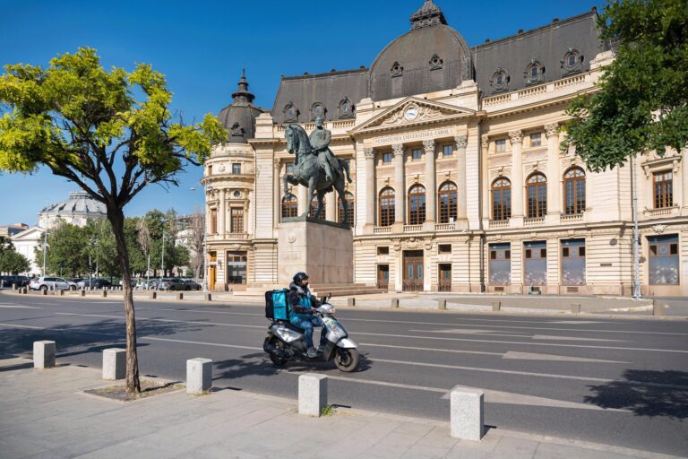 Wolt: Românii își schimbă obiceiurile de Black Friday, optând pentru cumpărături mai inteligente și mai bine planificate