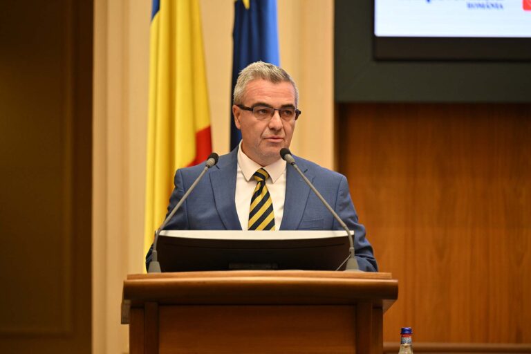 Mesajul guvernatorului BNR, acad. Mugur Isărescu, prezentat de consilierul Dan Nițescu: „Stabilitatea macroeconomică, stabilitatea financiară reprezintă obiective majore, care necesită un efort colectiv și convergent, public și privat”